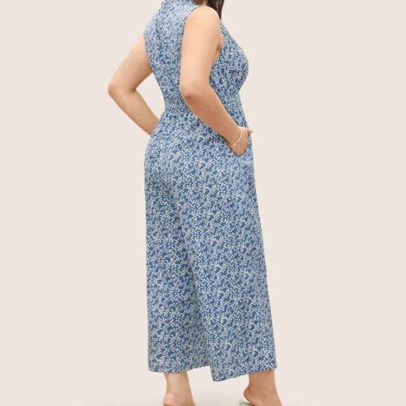 LAST CHANCE - Floral Ditsy Floral Mock Neck Jumpsuit with Pockets - Picture 2 of 8
